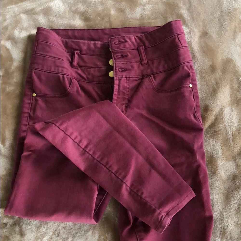 Maroon stretchy pants
